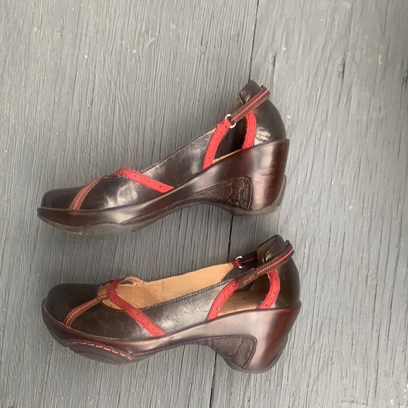 J-41 Adventure On shoes - Picture 9 of 11